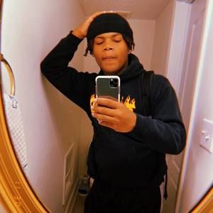 Meet your Posher, Elijah